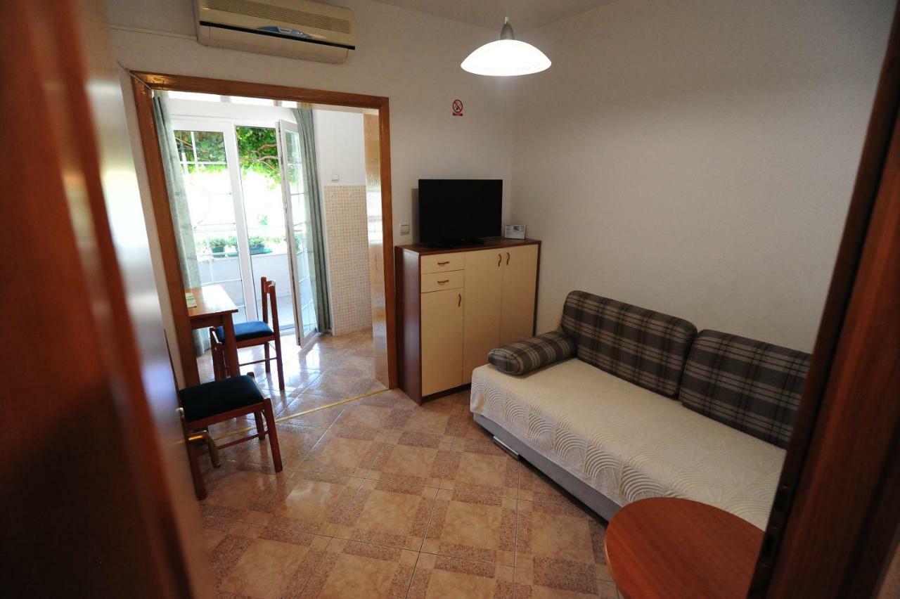 Milic Apartments Makarska Exterior photo