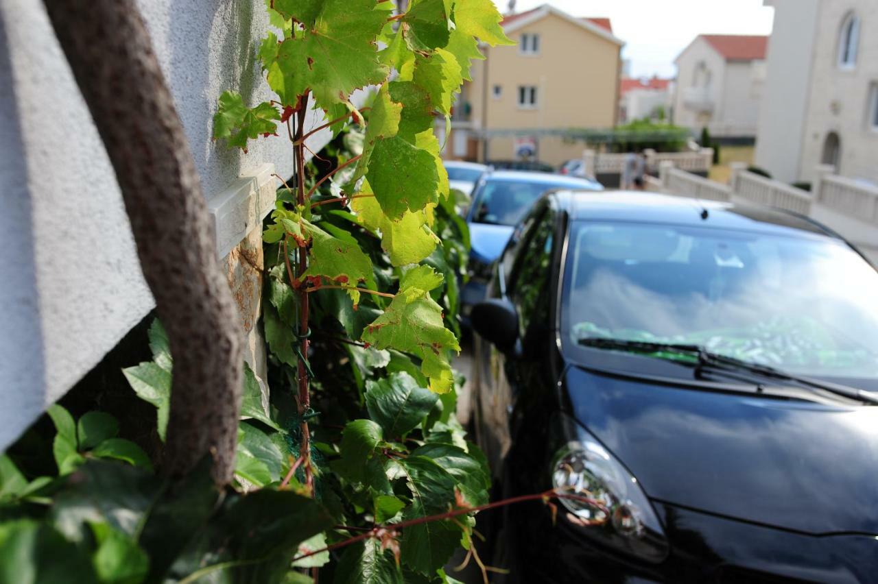 Milic Apartments Makarska Exterior photo