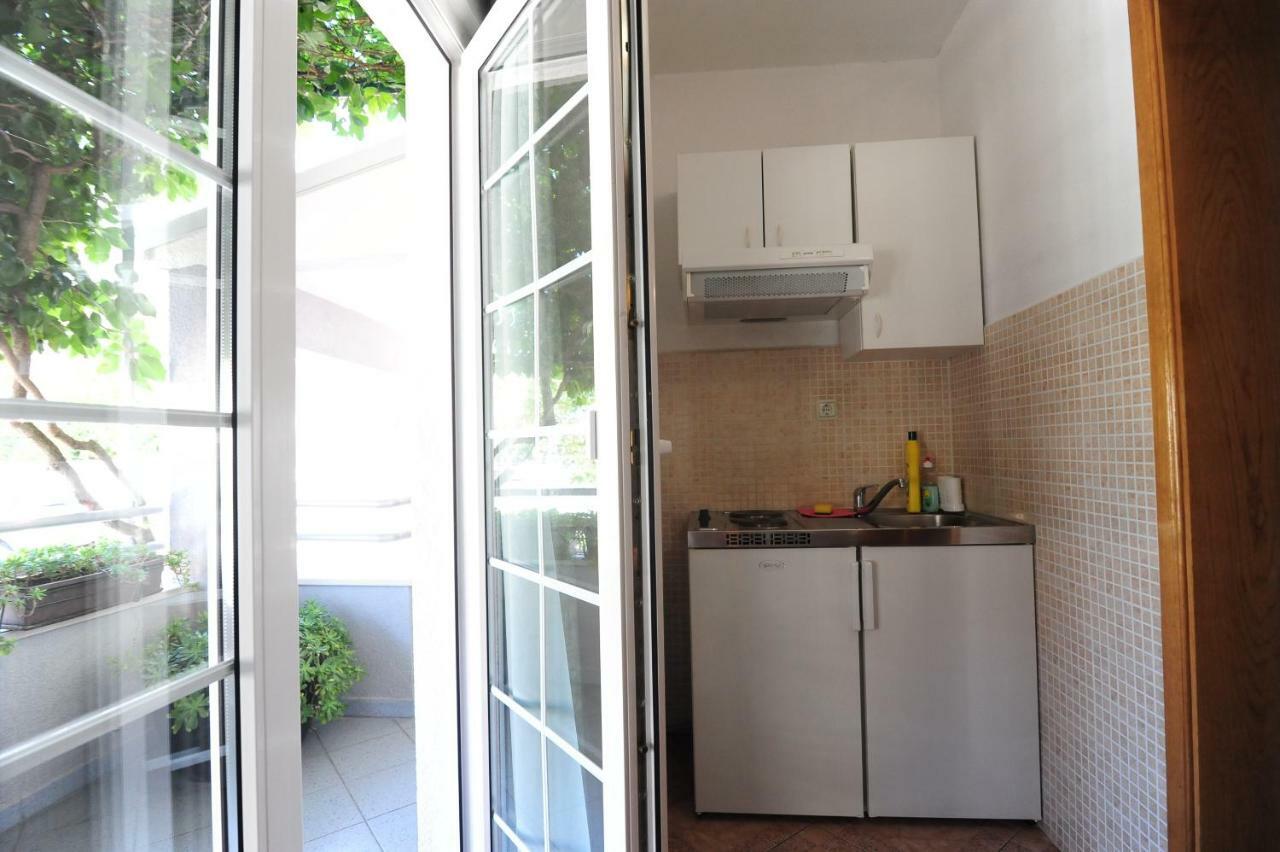 Milic Apartments Makarska Exterior photo